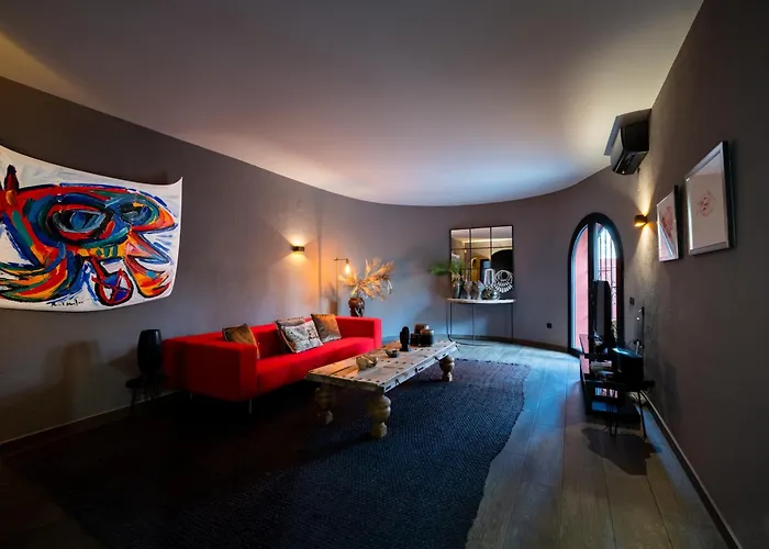 La Casa Roja *