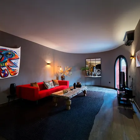 La Casa Roja *