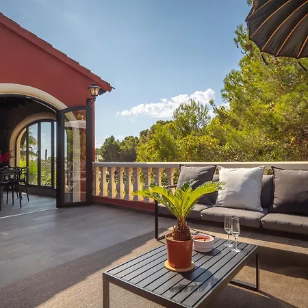 Villa La Casa Roja *